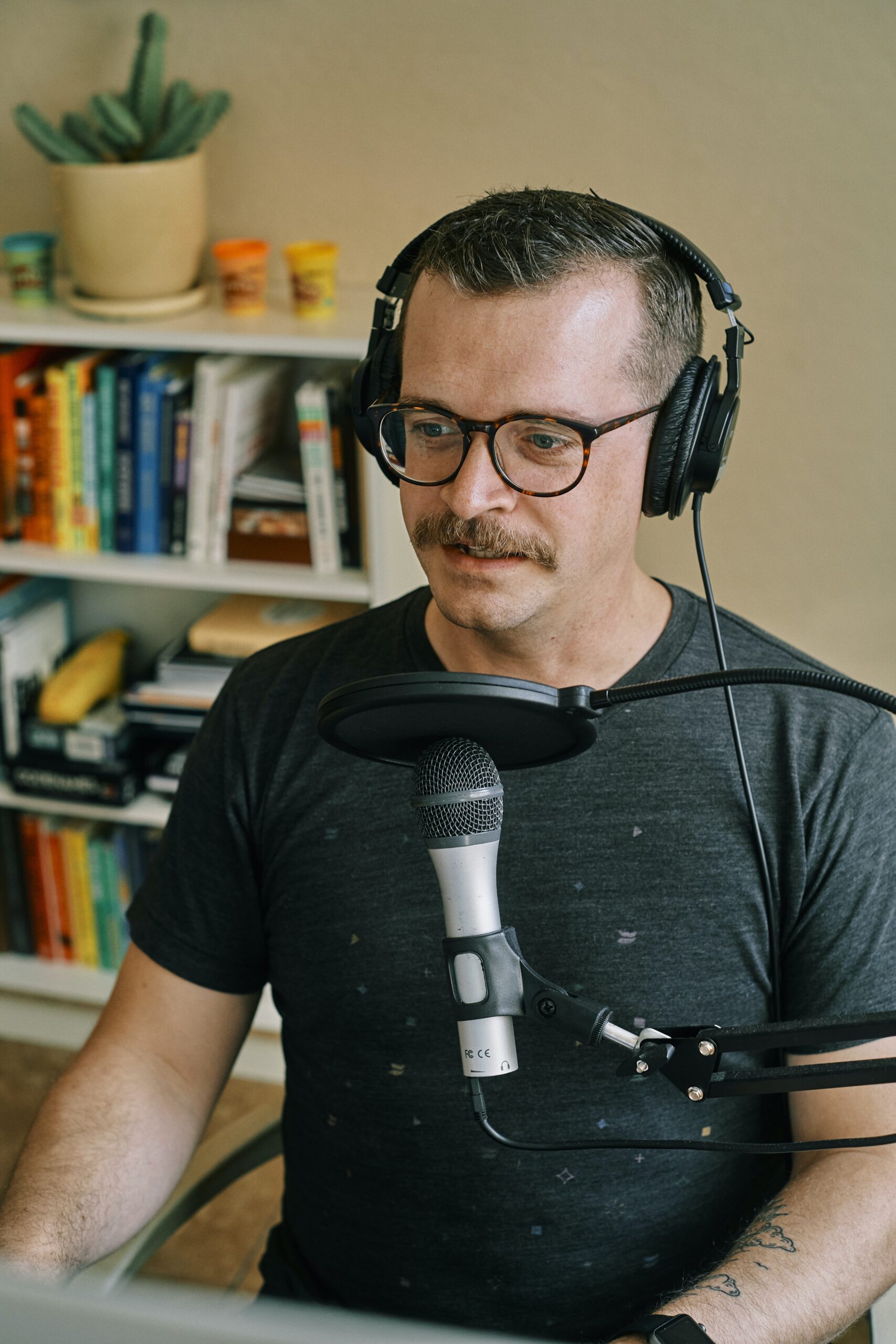 What Are The Best Practices For Podcast SEO And Discoverability?